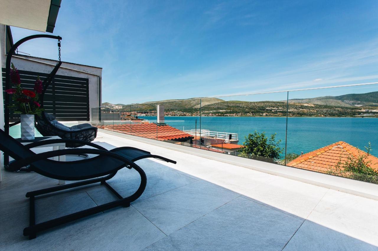 Villa Magna - Seaside Villa With Pool And Sauna Trogir Exteriér fotografie